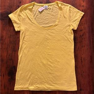 NWT Victoria Secret PINK T-Shirt | Bright Yellow | Scoop Neck | Size Large